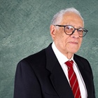 Dr. Gabriel Guarneros Peña