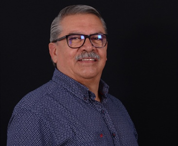 Dr. Edmundo Lozoya Gloria